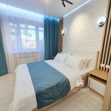 Karagandy Lux Апартаменты В Центре Караганды На 45 Квартале מראה חיצוני תמונה