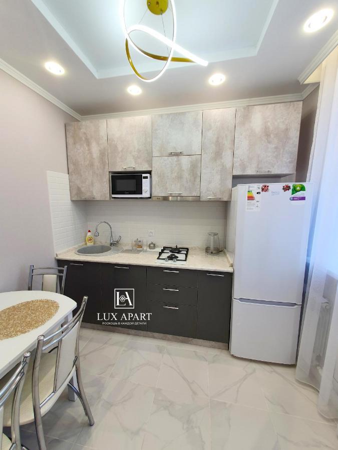 Karagandy Lux Апартаменты В Центре Караганды На 45 Квартале מראה חיצוני תמונה